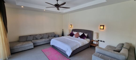 3 bedrooms Cafe / restaurant in Bang Lamung, Thailand No. 5150 19