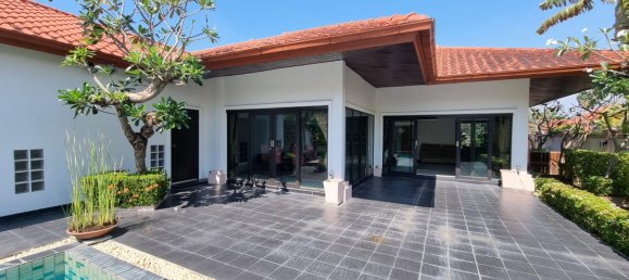 3 bedrooms Cafe / restaurant in Bang Lamung, Thailand No. 5150 6