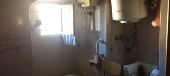 2 Schlafzimmer Wohnung in Castelnuovo di Val di Cecina, Italy, Nr. 253339 3