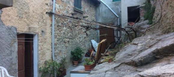 2 Schlafzimmer Wohnung in Castelnuovo di Val di Cecina, Italy, Nr. 253339 2