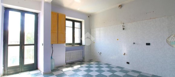4 rooms Apartment in Santena, Italy No. 271228 3