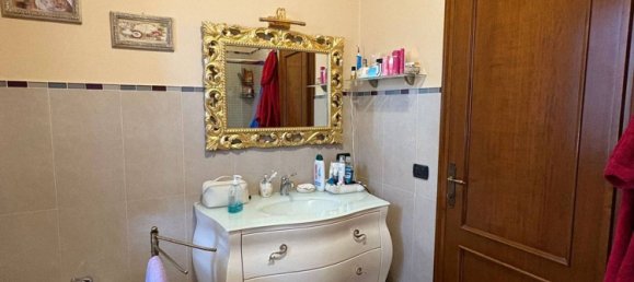 7 rooms House in Capannori, Italy No. 261586 20