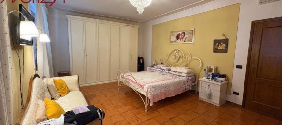 7 rooms House in Capannori, Italy No. 261586 29