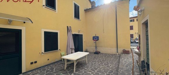 7 rooms House in Capannori, Italy No. 261586 37