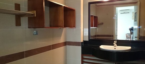 3 bedrooms Apartment in Ba Dinh, Vietnam No. 6472 10