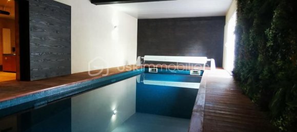 4 bedrooms House in Auxerre, France No. 316641 11