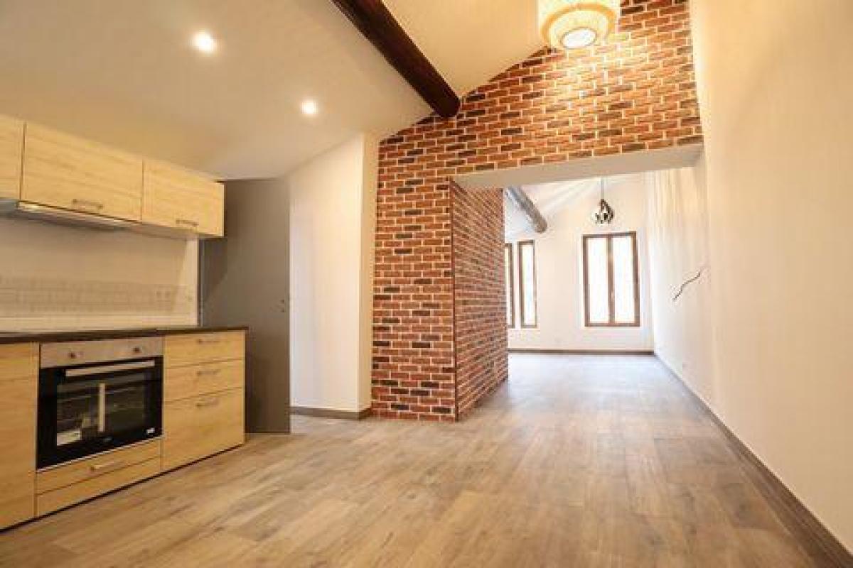 Apartamento com 2 quartos em condomínio em Lyon, France N.º 37288