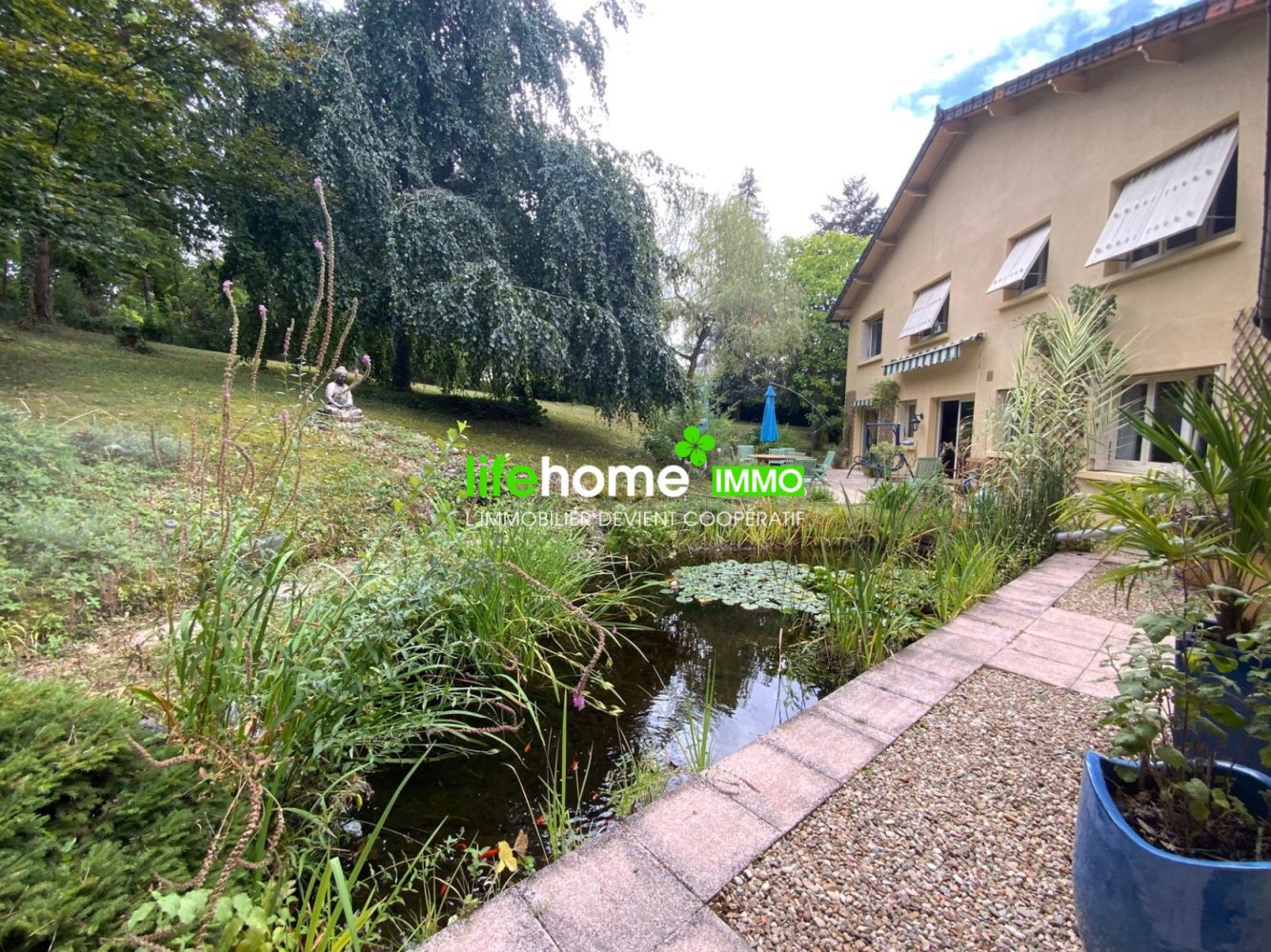 10 chambres Maison à Saint-Amand-Montrond, France No. 256475