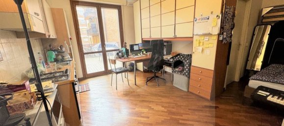 1 bedroom Apartment in Bologna, Italy No. 26254 2