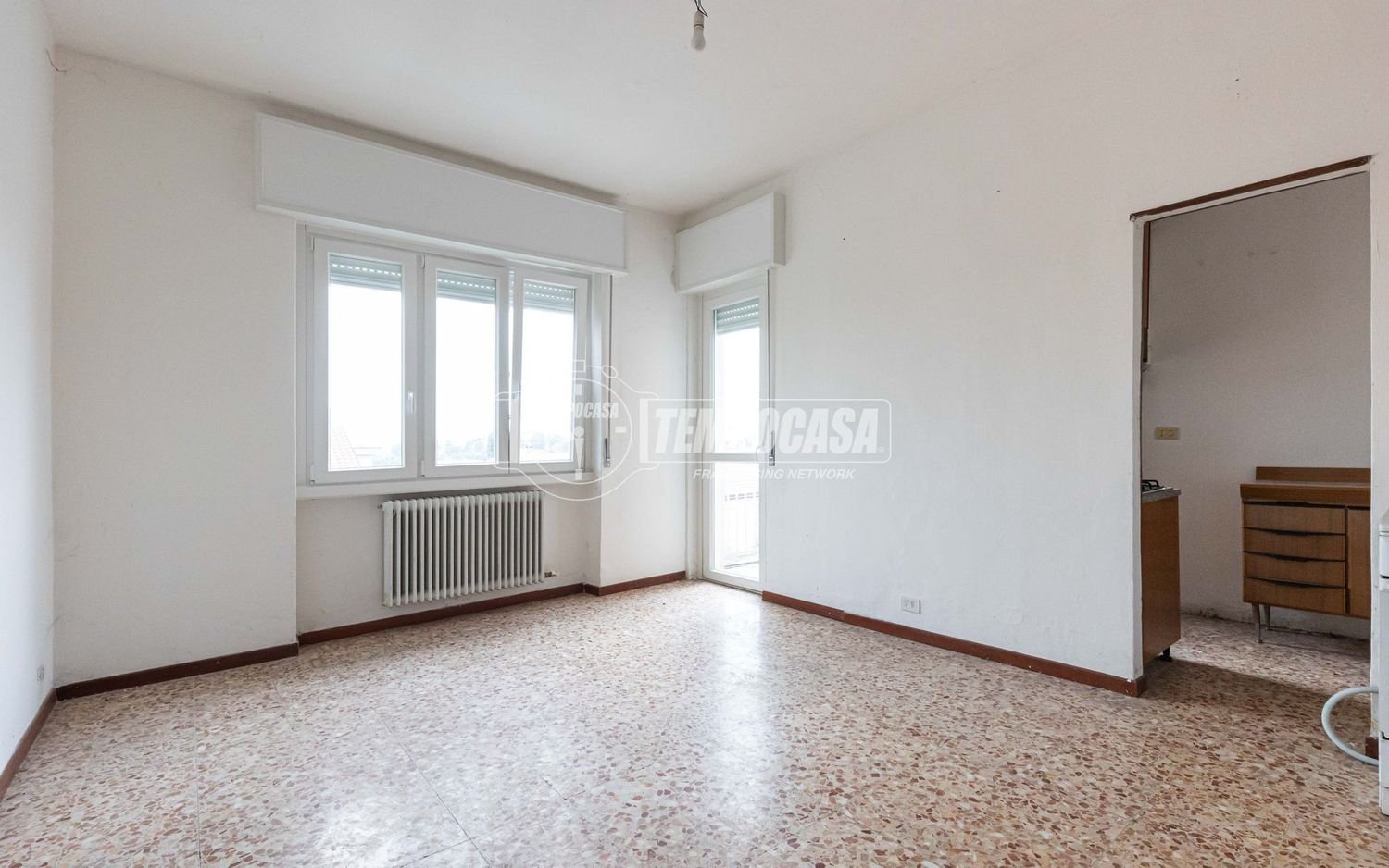 3 rooms Apartment in Lurago d'Erba, Italy No. 313804