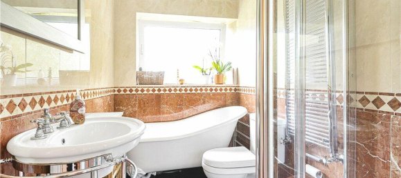 3 bedrooms Apartment in Surrey, United Kingdom No. 8577 25