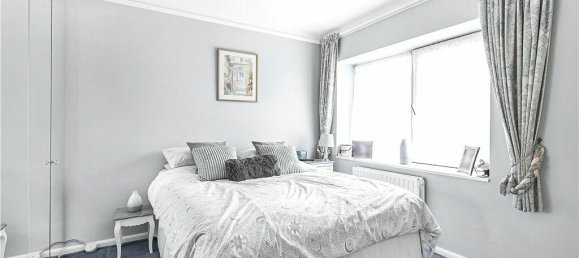 3 bedrooms Apartment in Surrey, United Kingdom No. 8577 22