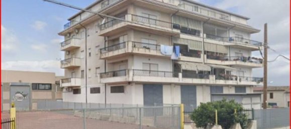 3 bedrooms Apartment in Corigliano Rossano, Italy No. 376117 2
