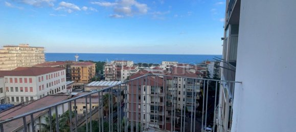 Apartamento de 4 habitaciónes en Catania, Italy No. 49693 20