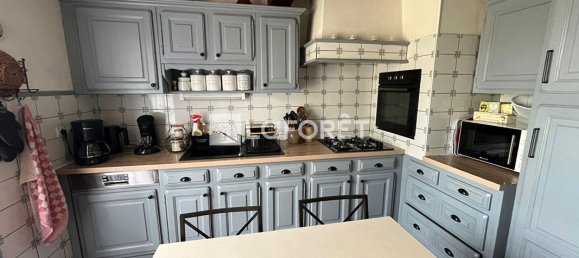 Casa de 4 dormitorios en Allonne, France No. 79850 4