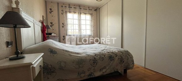 Casa de 4 dormitorios en Allonne, France No. 79850 9