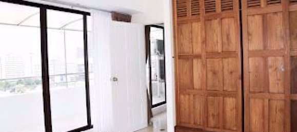 2 bedrooms Condo in Bang Rak, Thailand No. 4419 8