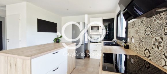 4 bedrooms House in Occitanie, France No. 297671 9