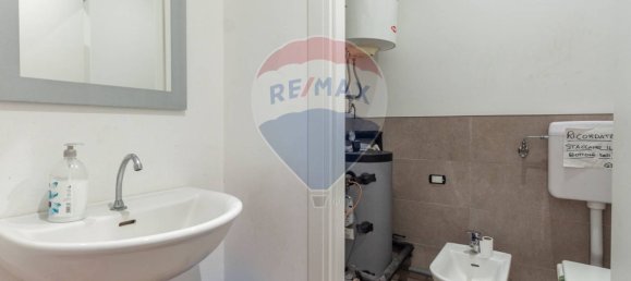 140m² Commercial property in Poviglio, Italy No. 380128 27