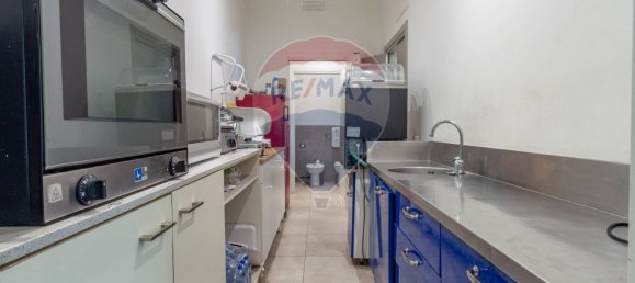 140m² Commercial property in Poviglio, Italy No. 380128 24