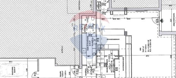 140m² Commercial property in Poviglio, Italy No. 380128 36