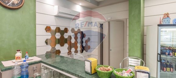 140m² Commercial property in Poviglio, Italy No. 380128 15