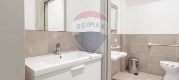 140m² Commercial property in Poviglio, Italy No. 380128 12