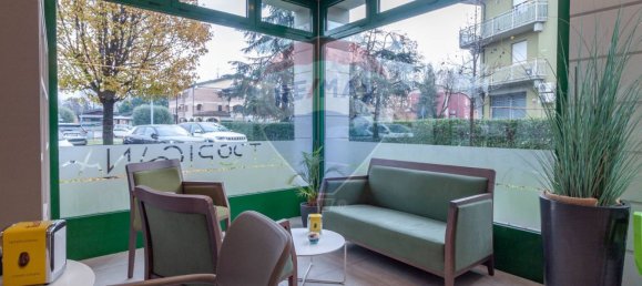 140m² Commercial property in Poviglio, Italy No. 380128 6