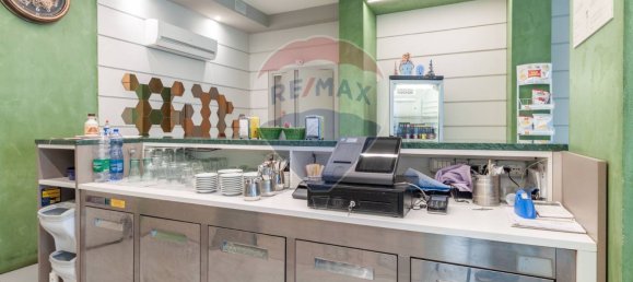 140m² Commercial property in Poviglio, Italy No. 380128 18