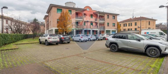 140m² Commercial property in Poviglio, Italy No. 380128 35