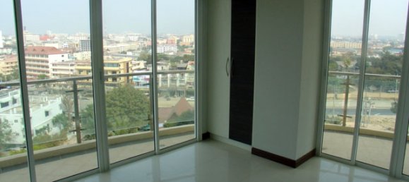 2 bedrooms Condo in Pattaya, Thailand No. 1294 5