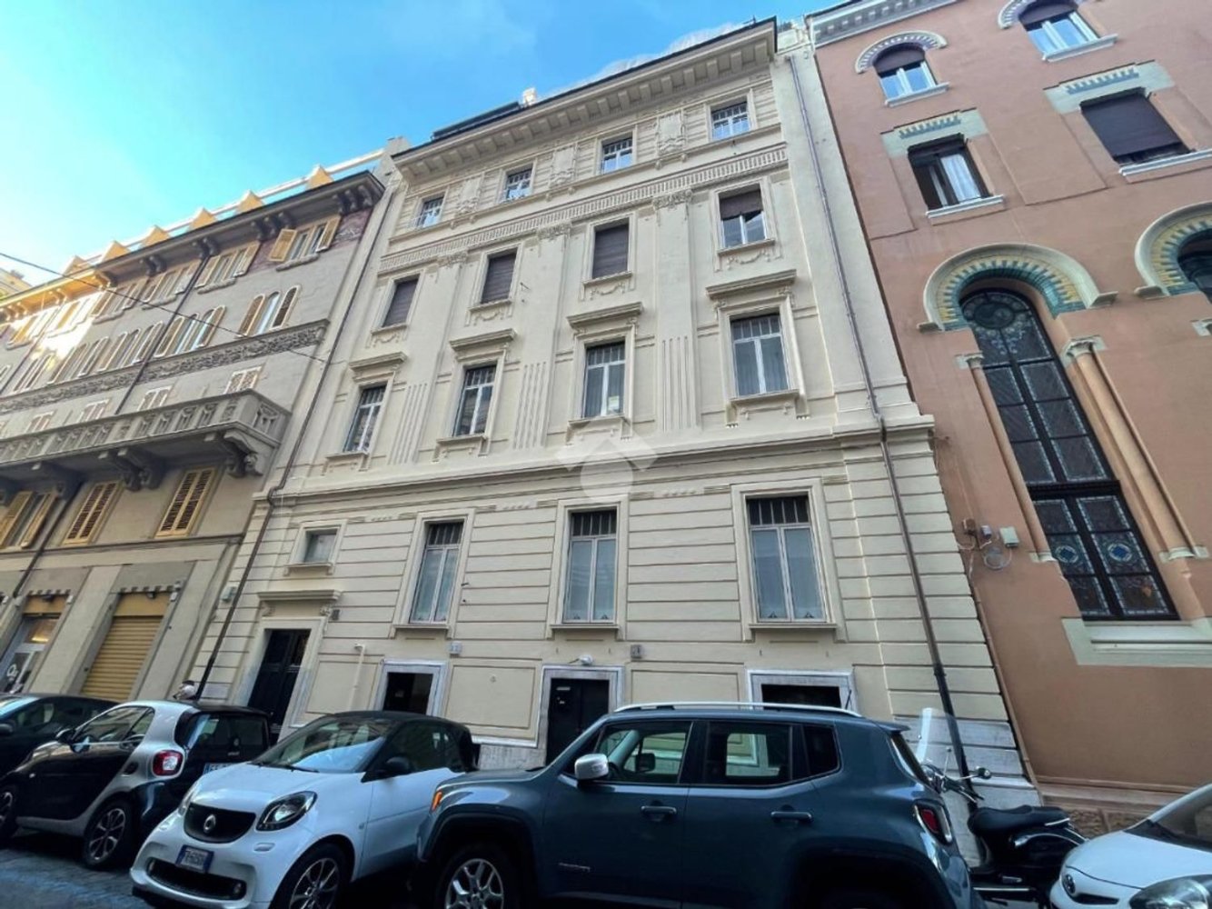 Коммерческая недвижимость 95м² в Рим, Италия № 13516