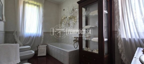 2 bedrooms Apartment in Aviatico, Italy No. 266320 6