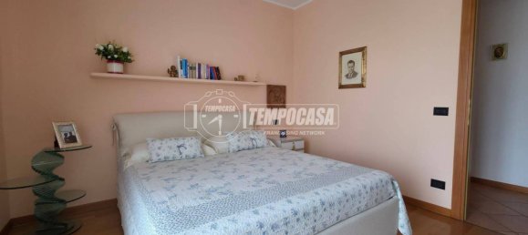 2 bedrooms Apartment in Aviatico, Italy No. 266320 2