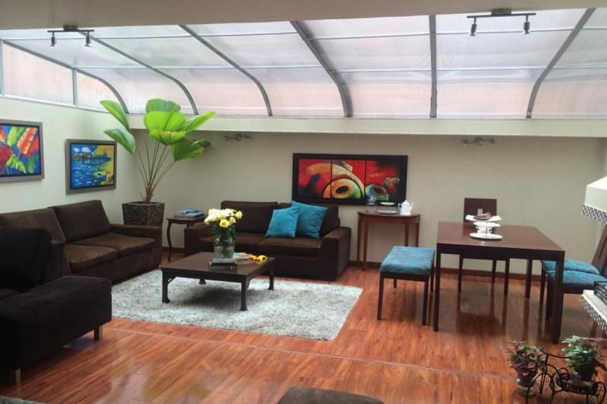 3 bedrooms House in Bogota, Colombia No. 12844