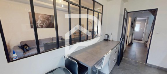 2 bedrooms House in Valentigney, France No. 195161 4