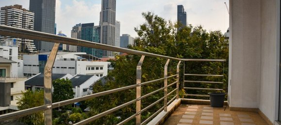 3 bedrooms Condo in Bangkok, Thailand No. 6848 3