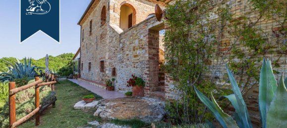 500m² Commercial property in Rapolano Terme, Italy No. 230225 28