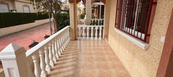 3 Schlafzimmer Villa in Algorfa, Spain, Nr. 178147 5