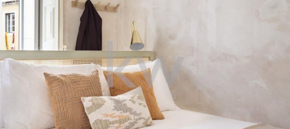 321m² Commercial property in Lisbon, Portugal No. 88480 30