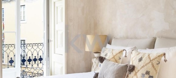 321m² Commercial property in Lisbon, Portugal No. 88480 24