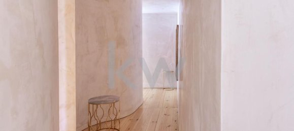 321m² Commercial property in Lisbon, Portugal No. 88480 42