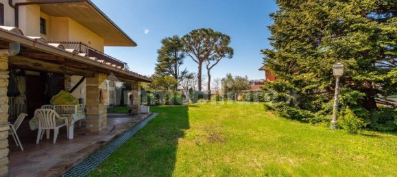 Villa de 5 dormitorios en Rocca di Papa, Italy No. 59434 3