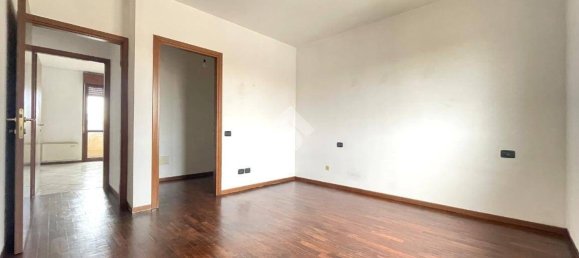 Apartamento de 2 dormitorios en Cremona, Italy No. 343449 7