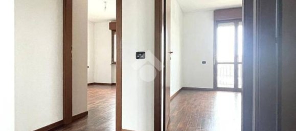 Apartamento de 2 dormitorios en Cremona, Italy No. 343449 20