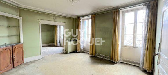 3 bedrooms House in Chevreuse, France No. 161782 2