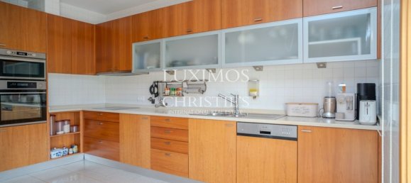 4 Schlafzimmer Villa in Senhora da Hora, Portugal, Nr. 114490 11