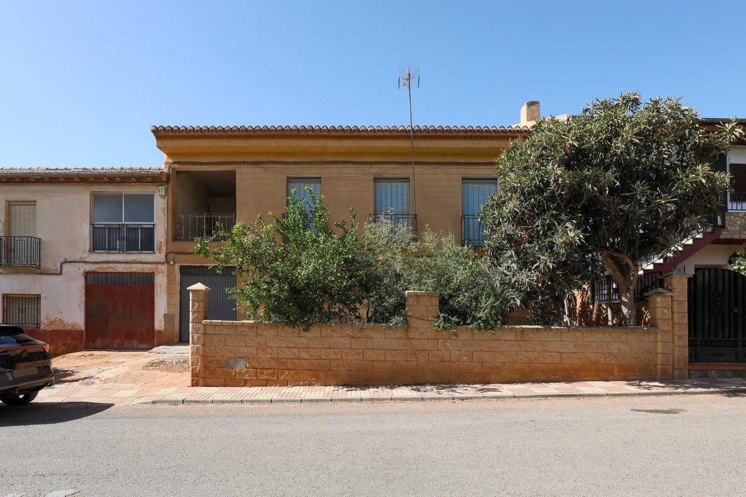 7 bedrooms House in Granada, Spain No. 275556