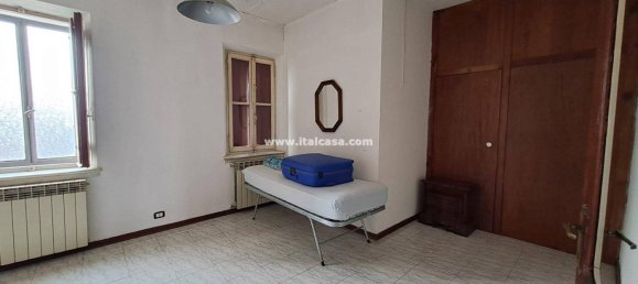 Villa de 3 dormitorios en Ostiglia, Italy No. 120575 31