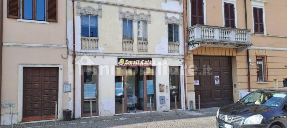 Villa de 3 dormitorios en Ostiglia, Italy No. 120575 2